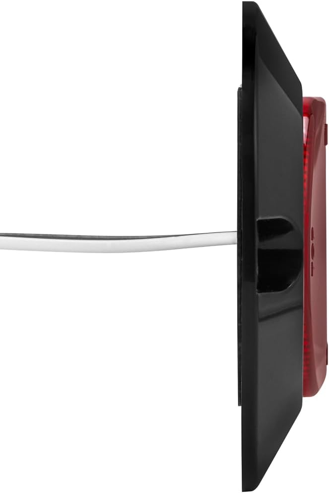 Maxxima 6" Oval Red Back-Up Lamp for Trucks and Heavy Duty - Image 3